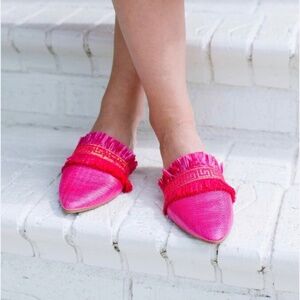 Michelle McDowell Carmen Slip On Raffia Fringe Mules Flats Hot Pink Womens US 10
